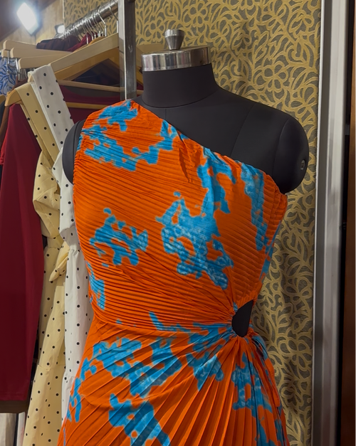 One-Shoulder Printed Pleated Maxi Dress