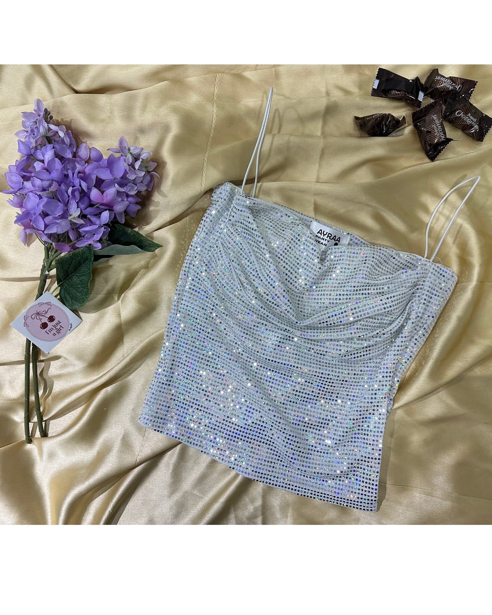 Free Size | Fits XS to L / White