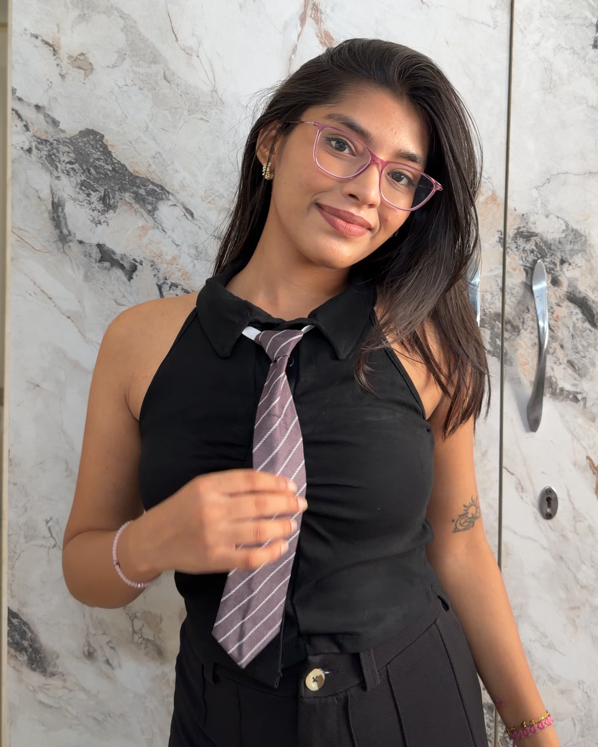 Pre's Korean Tie Top
